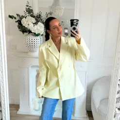 BLAZER JAUNE PASTEL REGLABLE ** PREMIUM