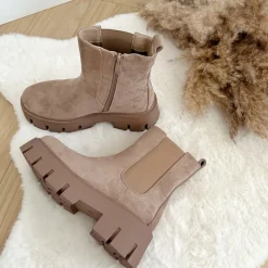 BOOTS DAIM TAUPE