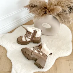 BOOTS FOURRURE TAUPE BEIGE