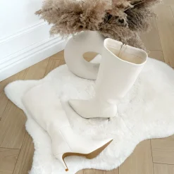 BOTTES SIMILI BEIGE PETITS TALONS