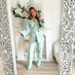 ENSEMBLE SMOKING AQUA MANCHES BALLONS