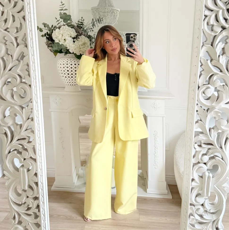 ENSEMBLE SMOKING JAUNE