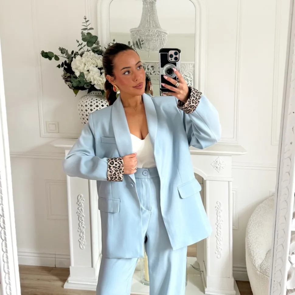 ENSEMBLE SMOKING LÉOPARD BLEU CIEL
