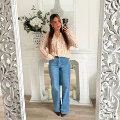 GILET MAILLE FLEURS EN RELIEF