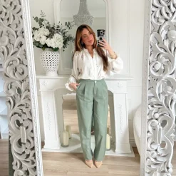 JEAN COUPE CAROTTE KAKI CLAIR LAURENCE