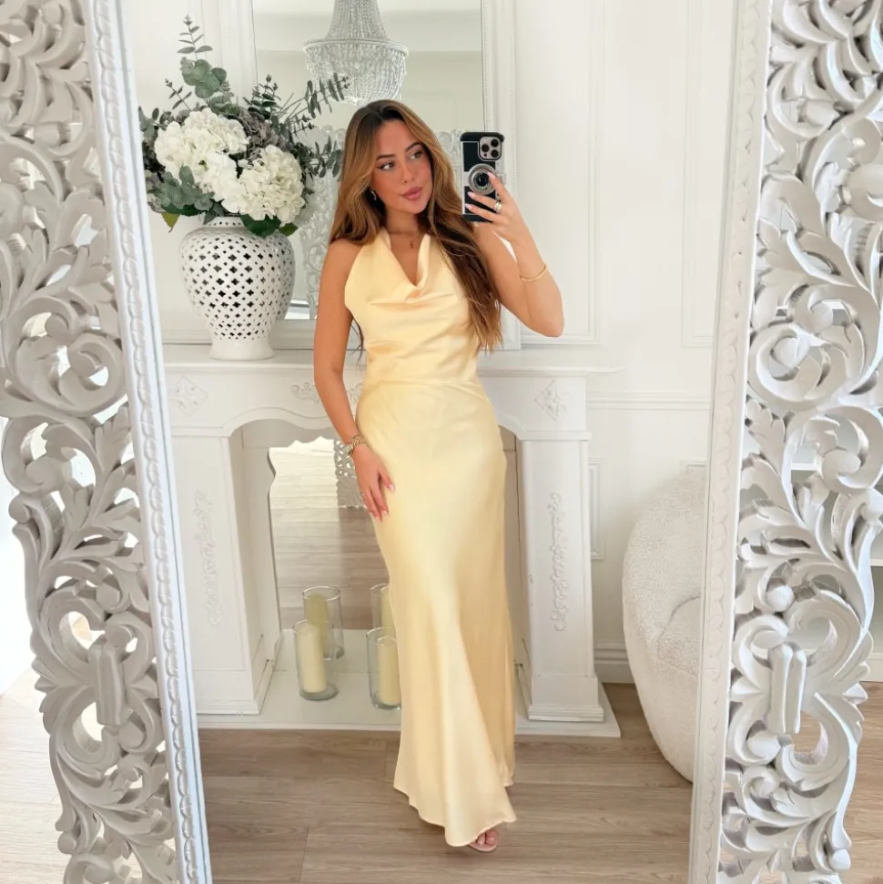 LONGUE ROBE JAUNE BEURRE DOS NU