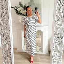 LONGUE ROBE MARINIÈRE À NOUER