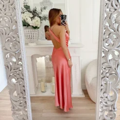 LONGUE ROBE SATIN CORAIL DOS NU