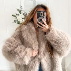 MANTEAU FOURRURE TAUPE À CAPUCHE AURORE