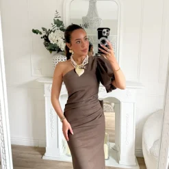 MAXI COLLIER PERLES ET COEUR BEIGE