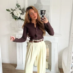 PANTALON TAILLEUR JAUNE AVEC CEINTURE CUIR