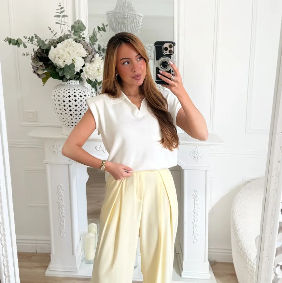 POLO SANS MANCHE EPAULETTES BLANC