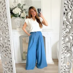 POLO SANS MANCHE EPAULETTES BLANC