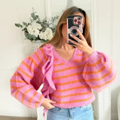 PULL RAYURES VOLANTS