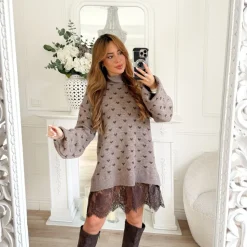 ROBE PULL TAUPE MOTIFS CŒURS ANDRÉA