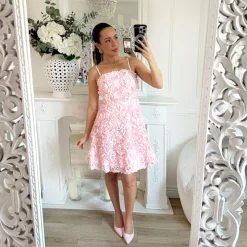 ROBE ROSE PASTEL FLEURS EN RELIEF