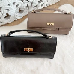 SAC NOIR FORME BAGUETTE