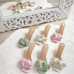 SANDALES FLEURS CRÊME