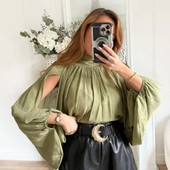 SHORT SIMILI BLACK AVEC CEINTURE LAURE