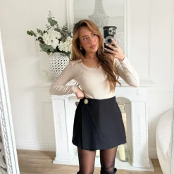 TOP BASIQUE BEIGE COTELÉ