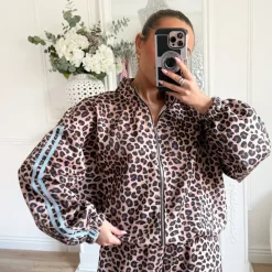 VESTE ZIPÉE LÉOPARD BANDES BLEUES